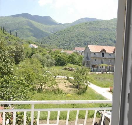 Apartments Dosljak Tivat Luaran gambar