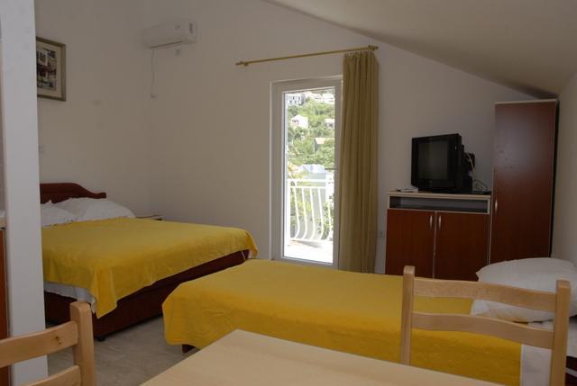 Apartments Dosljak Tivat Luaran gambar