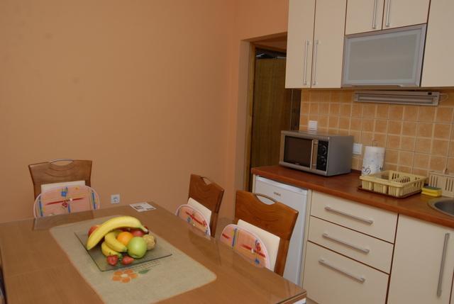 Apartments Dosljak Tivat Luaran gambar