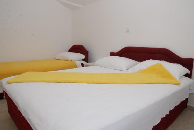 Apartments Dosljak Tivat Luaran gambar