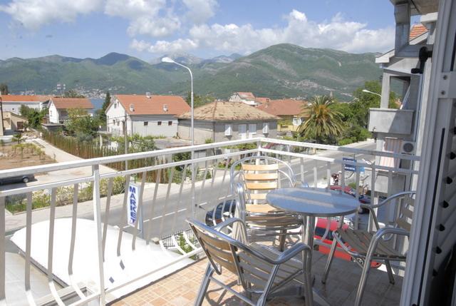 Apartments Dosljak Tivat Luaran gambar