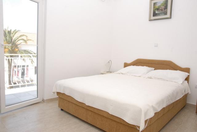 Apartments Dosljak Tivat Luaran gambar