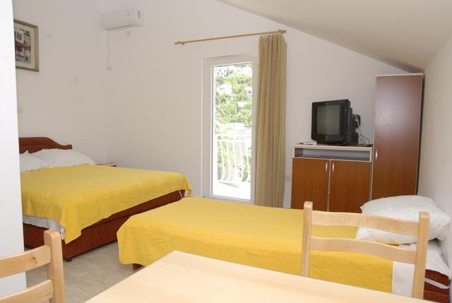Apartments Dosljak Tivat Luaran gambar